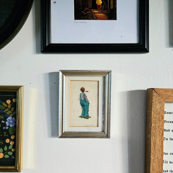 3 For 75 💥🥳 Vintage Embroidery of an Old Man in Wooden Frame – GUC - Picture 4 of 7